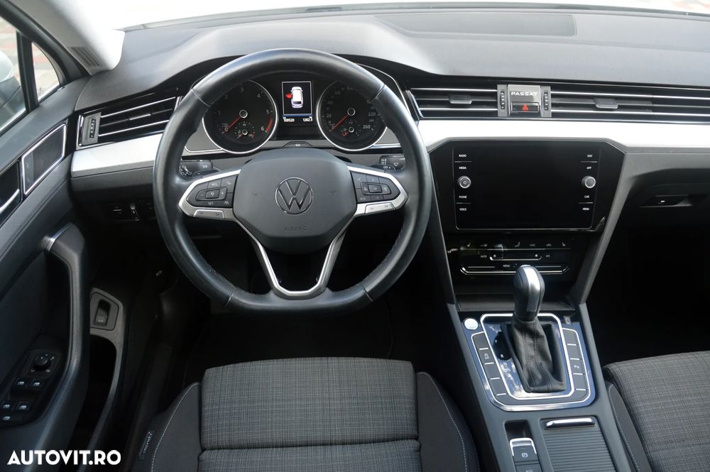 Volkswagen Passat 2.0 TDI DSG Comfortline - 28