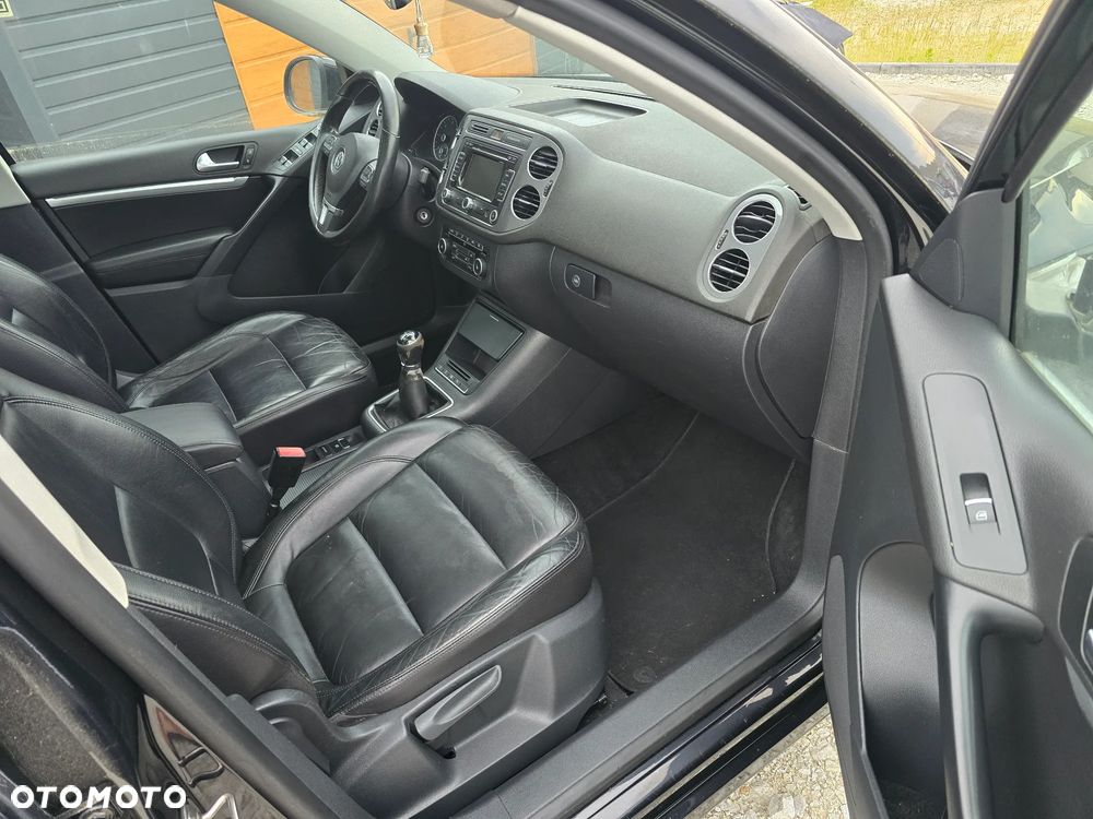 Volkswagen Tiguan 2.0 TDI DPF BlueMotion Technology Exclusive - 13