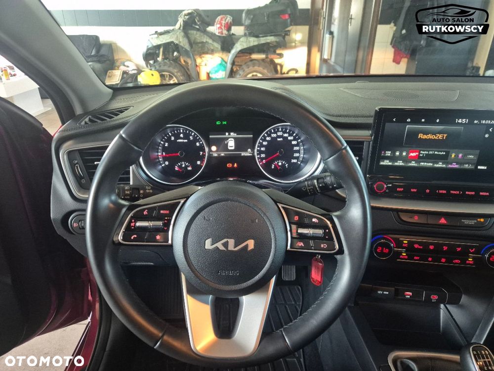 Kia Ceed 1.5 T-GDI M - 12