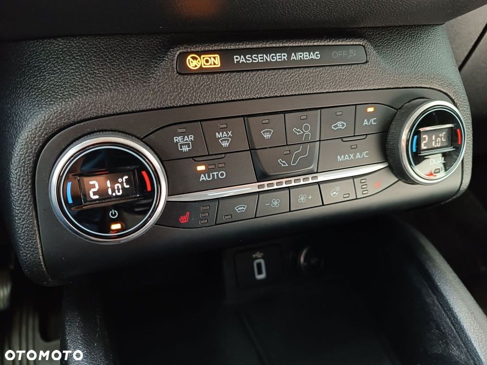 Ford Focus 1.0 EcoBoost Trend Edition - 25