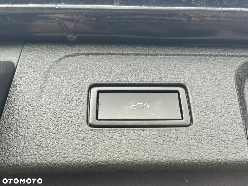 Volkswagen Passat 2.0 TDI (BlueMotion Technology) Highline - 21