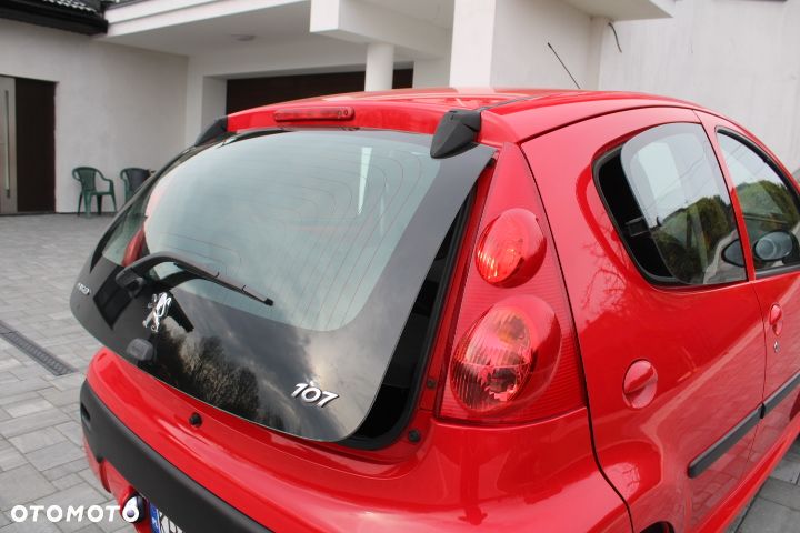Peugeot 107 - 30