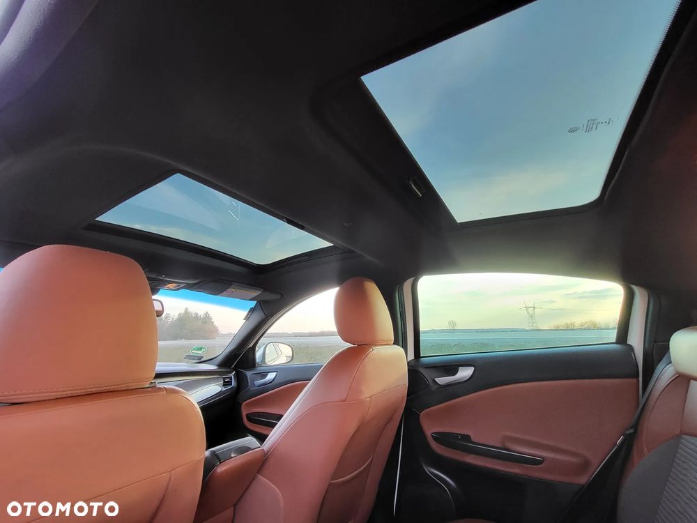 Alfa Romeo Giulietta 2.0 JTDM Exclusive - 22