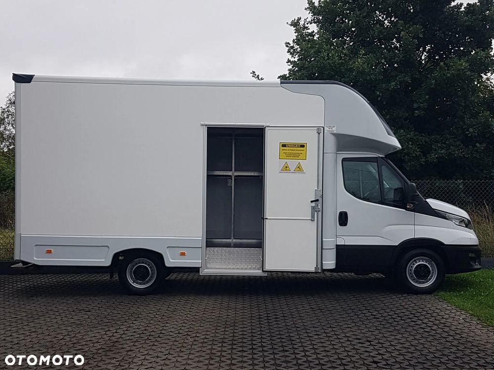 Iveco DAILY KONTENER NISKOPODŁOGOWY 4,43x2,23x2,42 SKLEP FOODTRUCK BAR KLIMA KONIOWÓZ KAMPER - 15