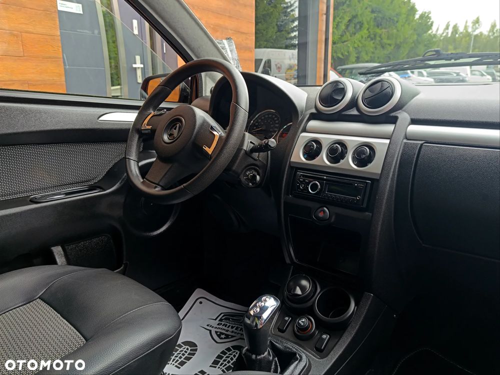 Aixam Crossline - 12