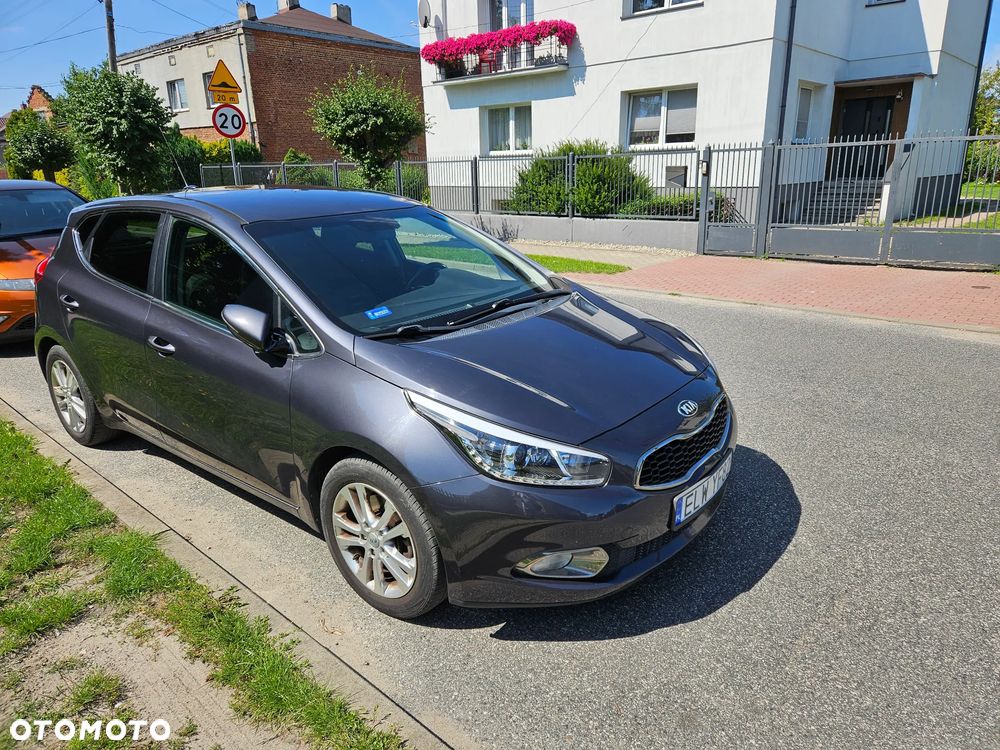 Kia Ceed 1.4 L - 7