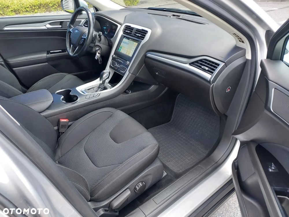 Ford Mondeo Turnier 2.0 TDCi Start-Stopp PowerShift-Aut Business Edition - 18