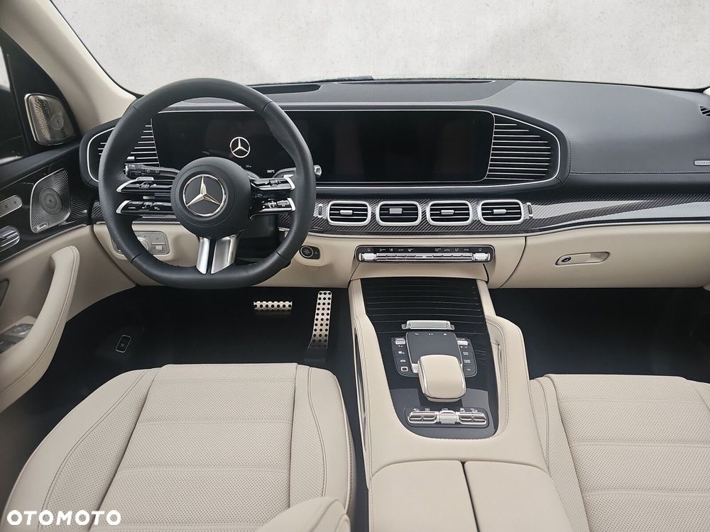 Mercedes-Benz GLS - 13
