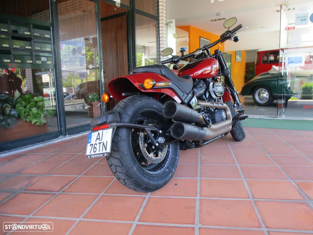 Harley-Davidson Softail 114 FAT BOB - 4