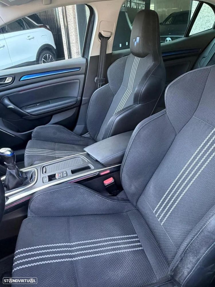 Renault Mégane 1.6 dCi GT Line - 11