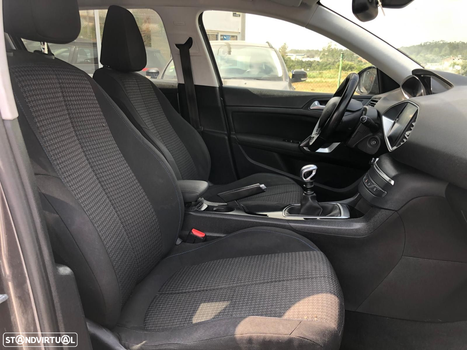 Peugeot 308 1.5 BlueHDi Active - 14