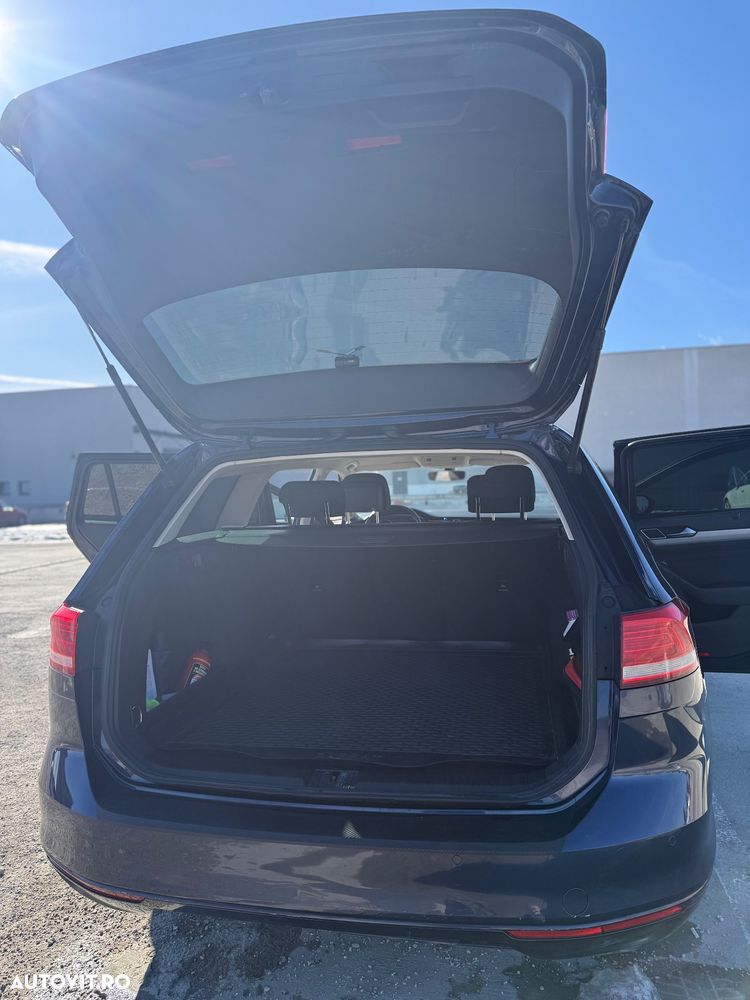 Volkswagen Passat 2.0 TDI DSG Comfortline - 3