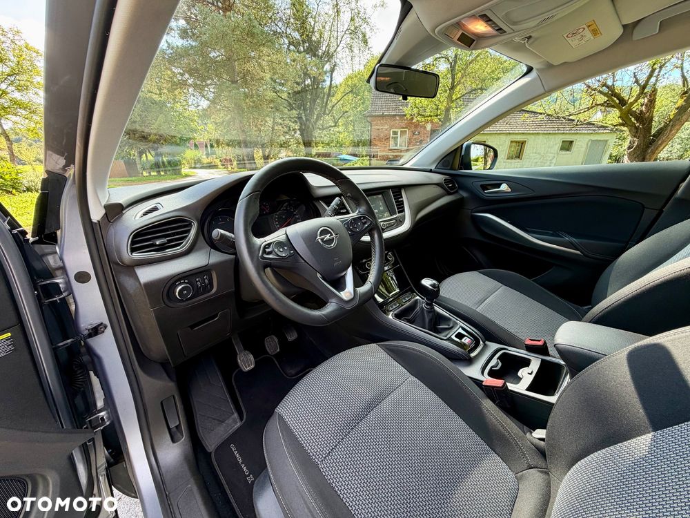 Opel Grandland X 1.2 T Enjoy S&S - 18