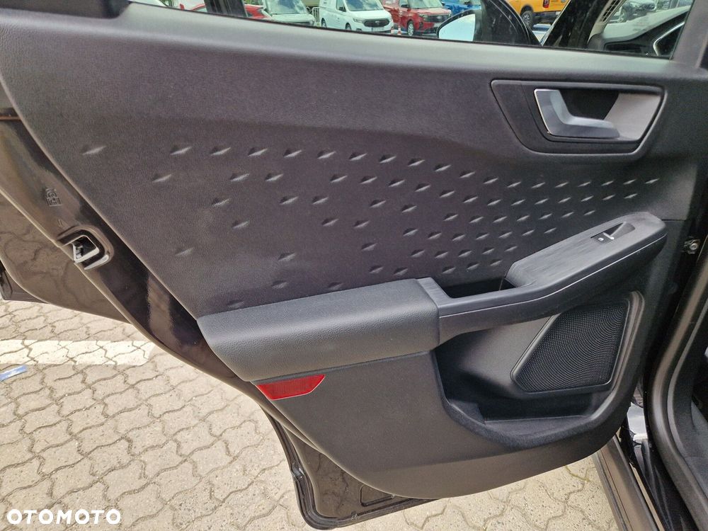 Ford Kuga 2.0 EcoBlue mHEV FWD Titanium - 24