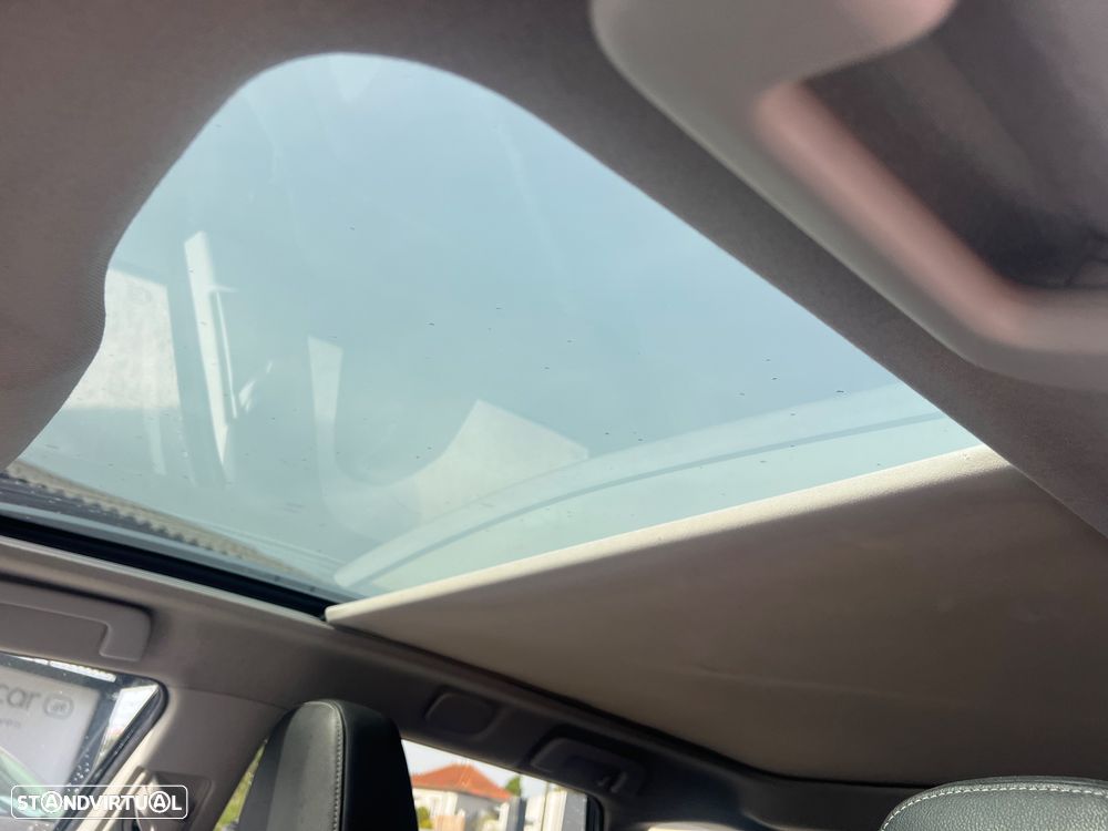 Toyota Auris Touring Sports 1.8 HSD Sport+Skyview +Navi - 37