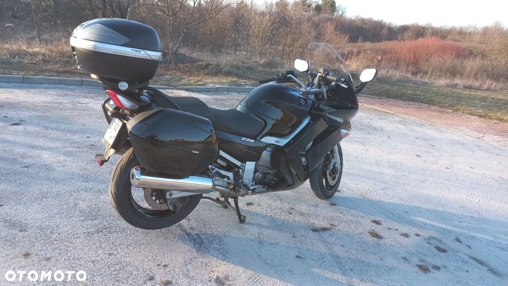 Yamaha FJR - 4