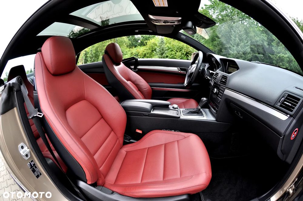 Mercedes-Benz Klasa E 350 CGI BlueEFFICIENCY 7G-TRONIC Avantgarde - 19