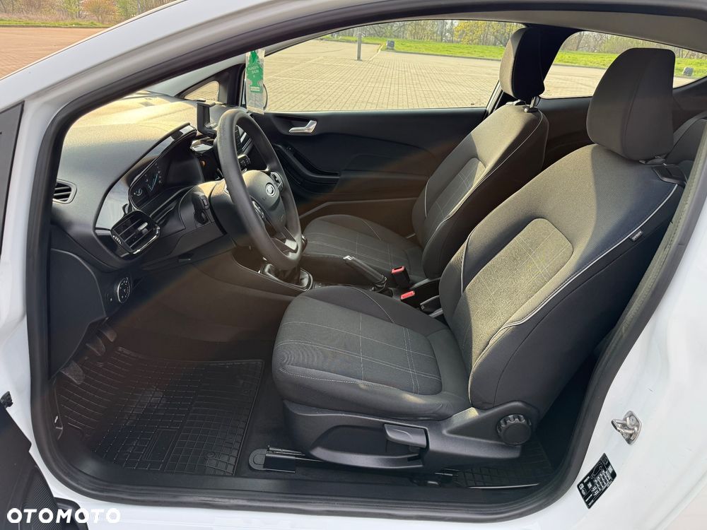 Ford Fiesta 1.1 S&S TREND - 9