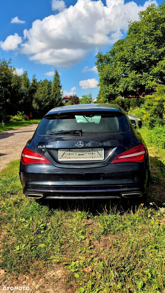 Mercedes-Benz CLA 180 7G-DCT AMG Line - 6