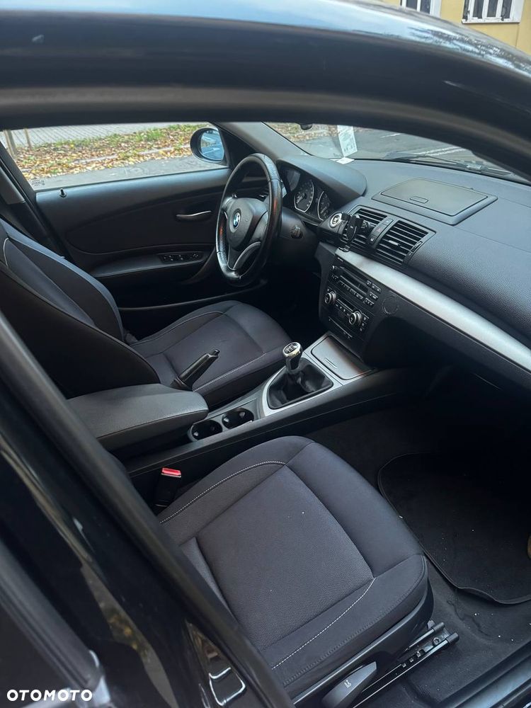 BMW Seria 1 116i - 4