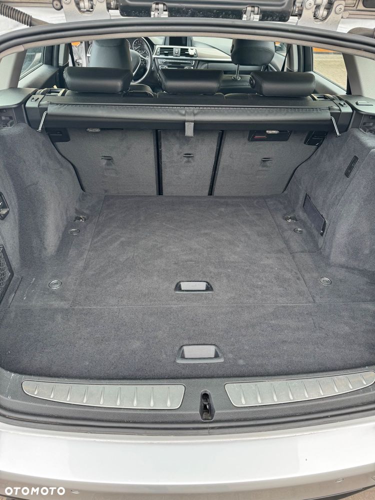 BMW Seria 3 320i Sport Line - 7