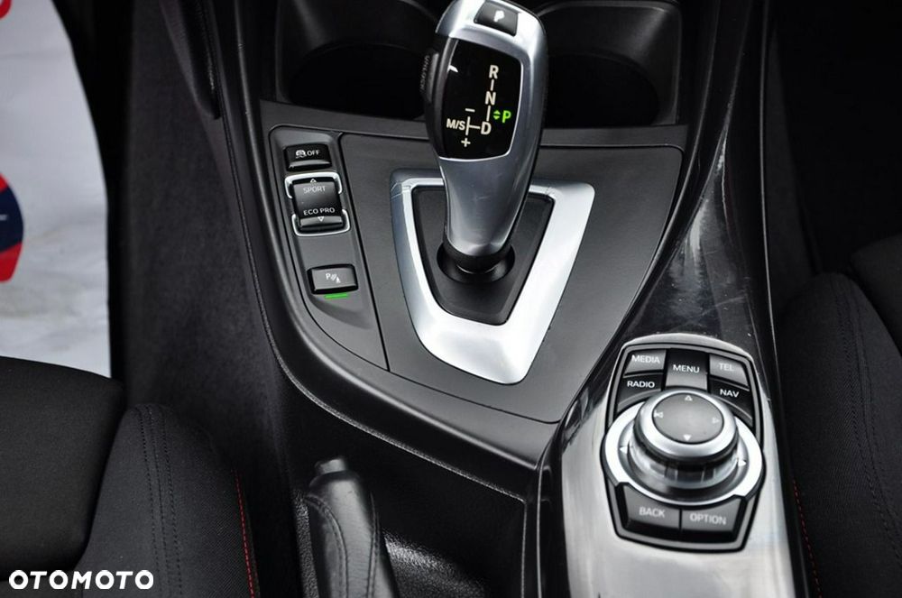 BMW Seria 1 120d BluePerformance - 33