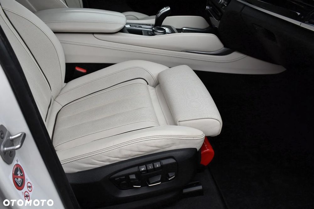 BMW X6 xDrive40d M Sport - 16
