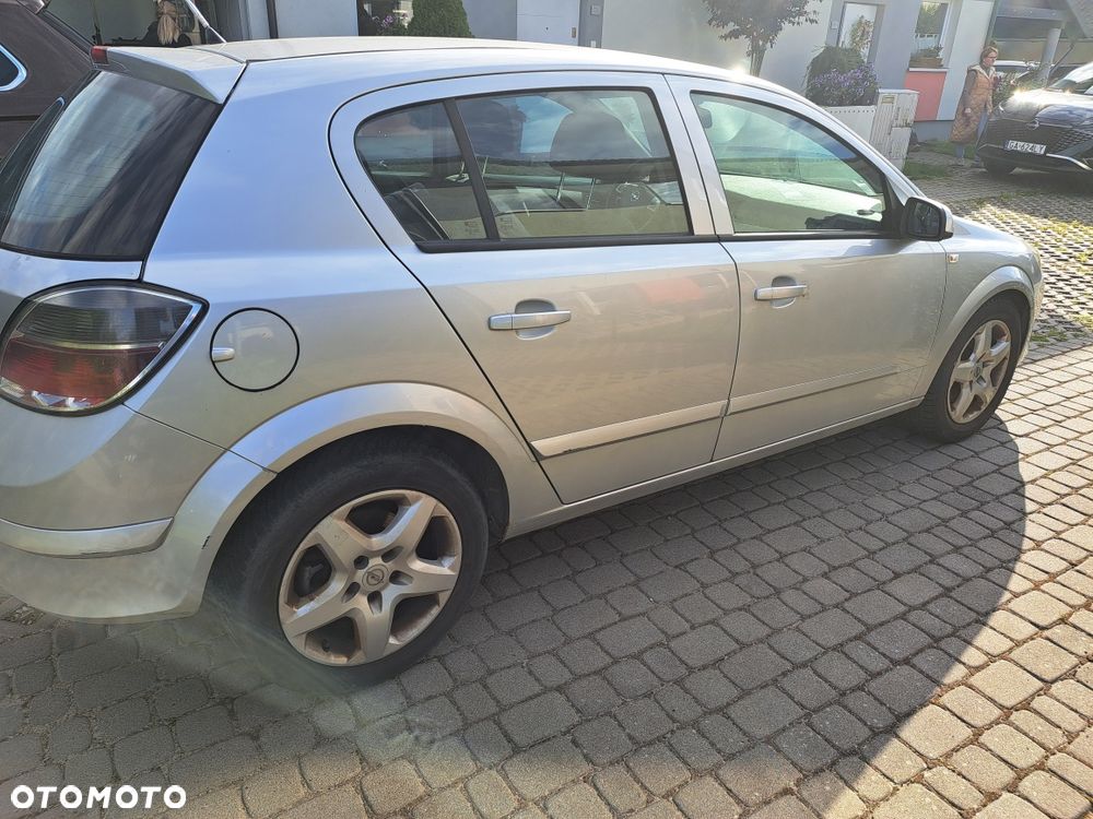 Opel Astra - 2