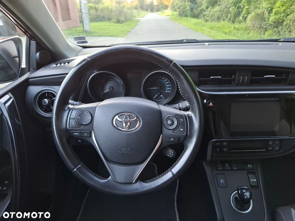 Toyota Auris - 28
