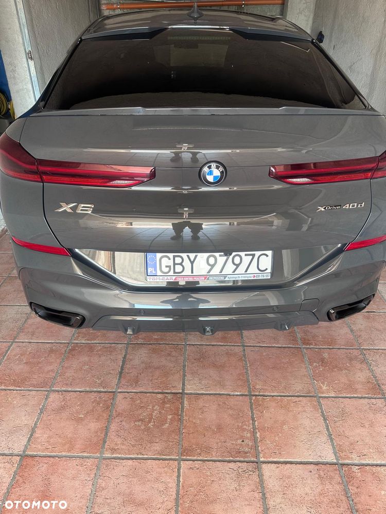 BMW X6 xDrive40d mHEV - 16