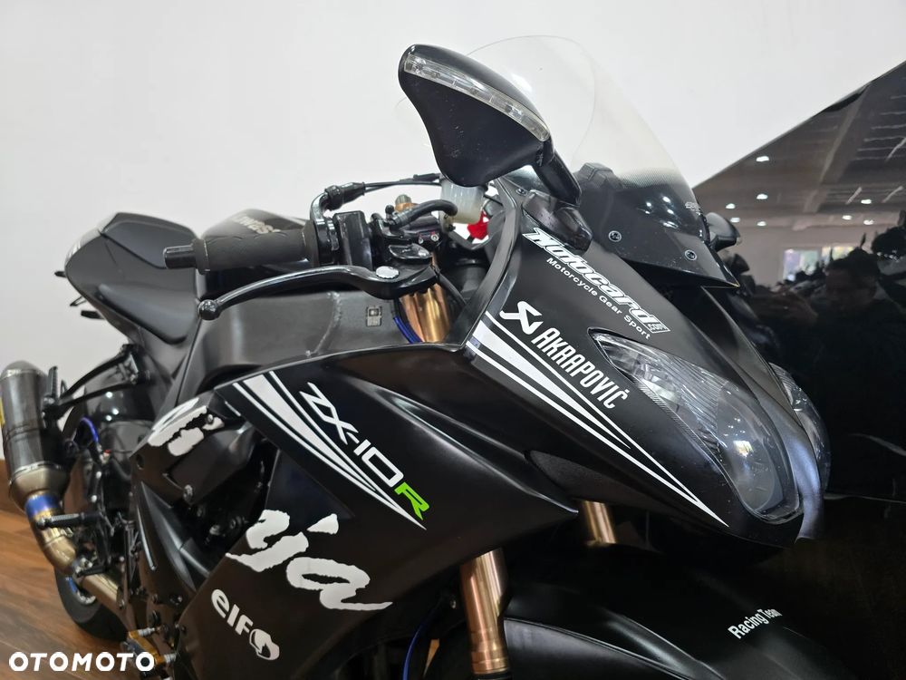 Kawasaki ZXR - 16