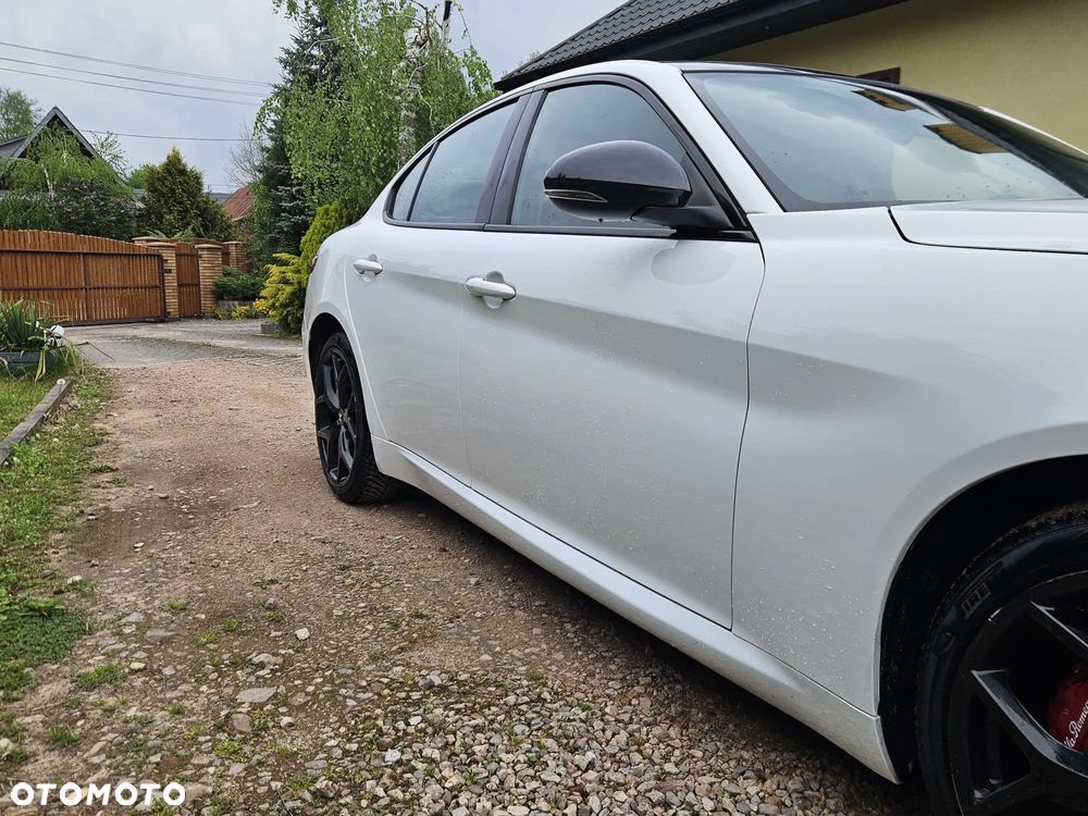Alfa Romeo Giulia 2.0 Turbo Veloce TI Q4 - 9