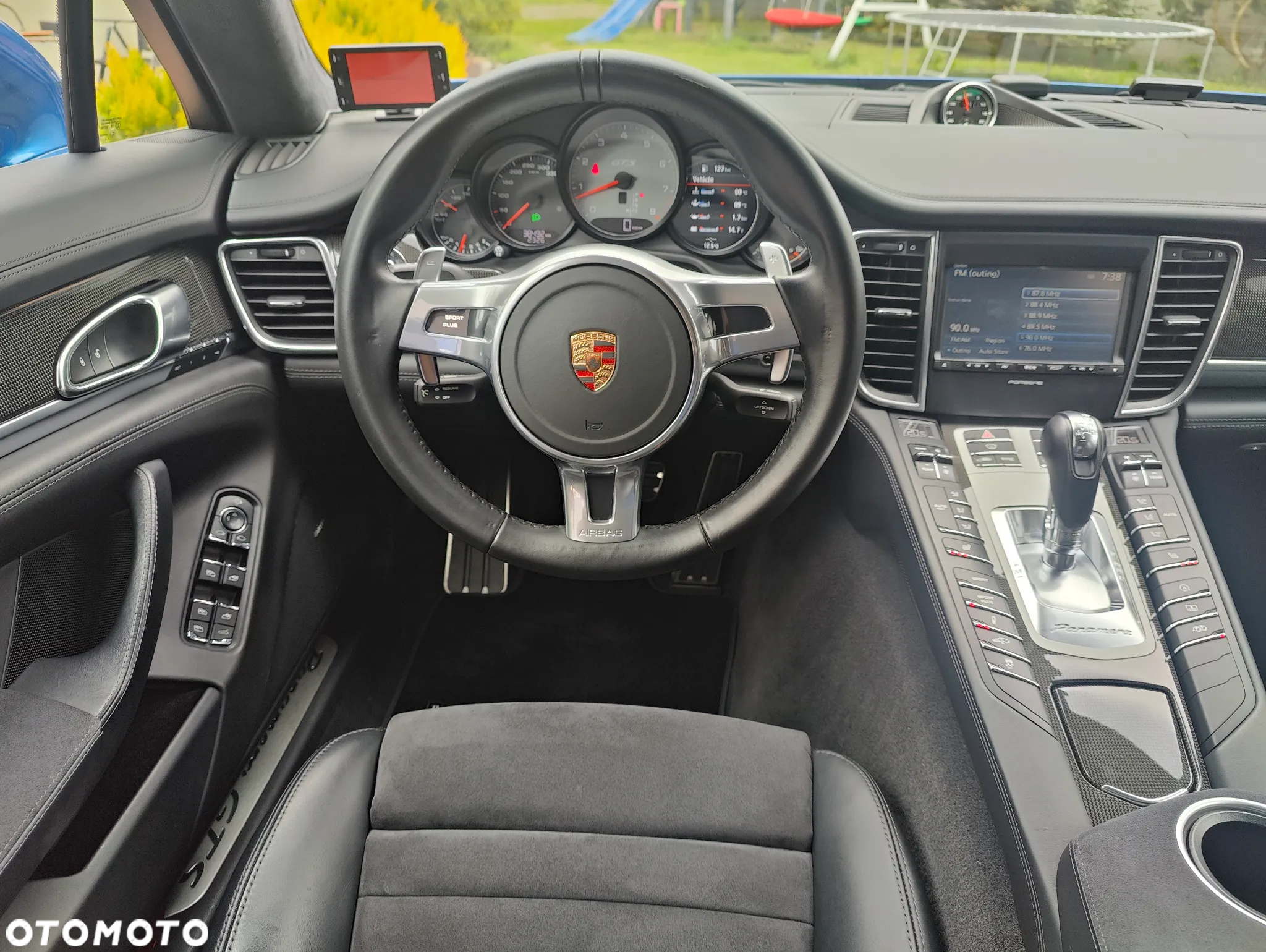 Porsche Panamera GTS PDK - 25