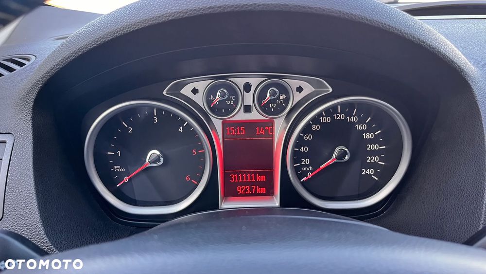 Ford Kuga 2.0 TDCi Titanium - 11
