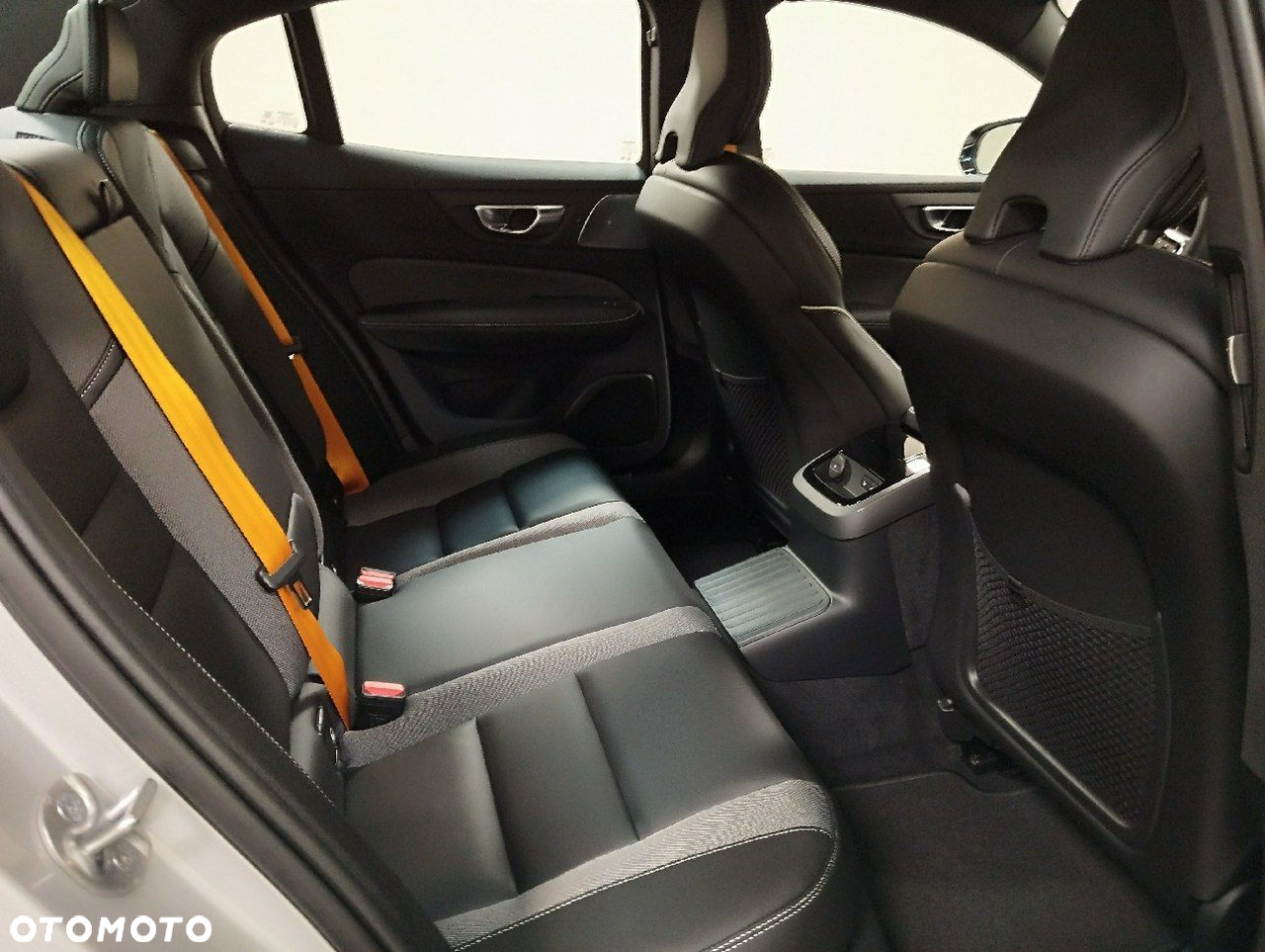 Volvo S60 - 4