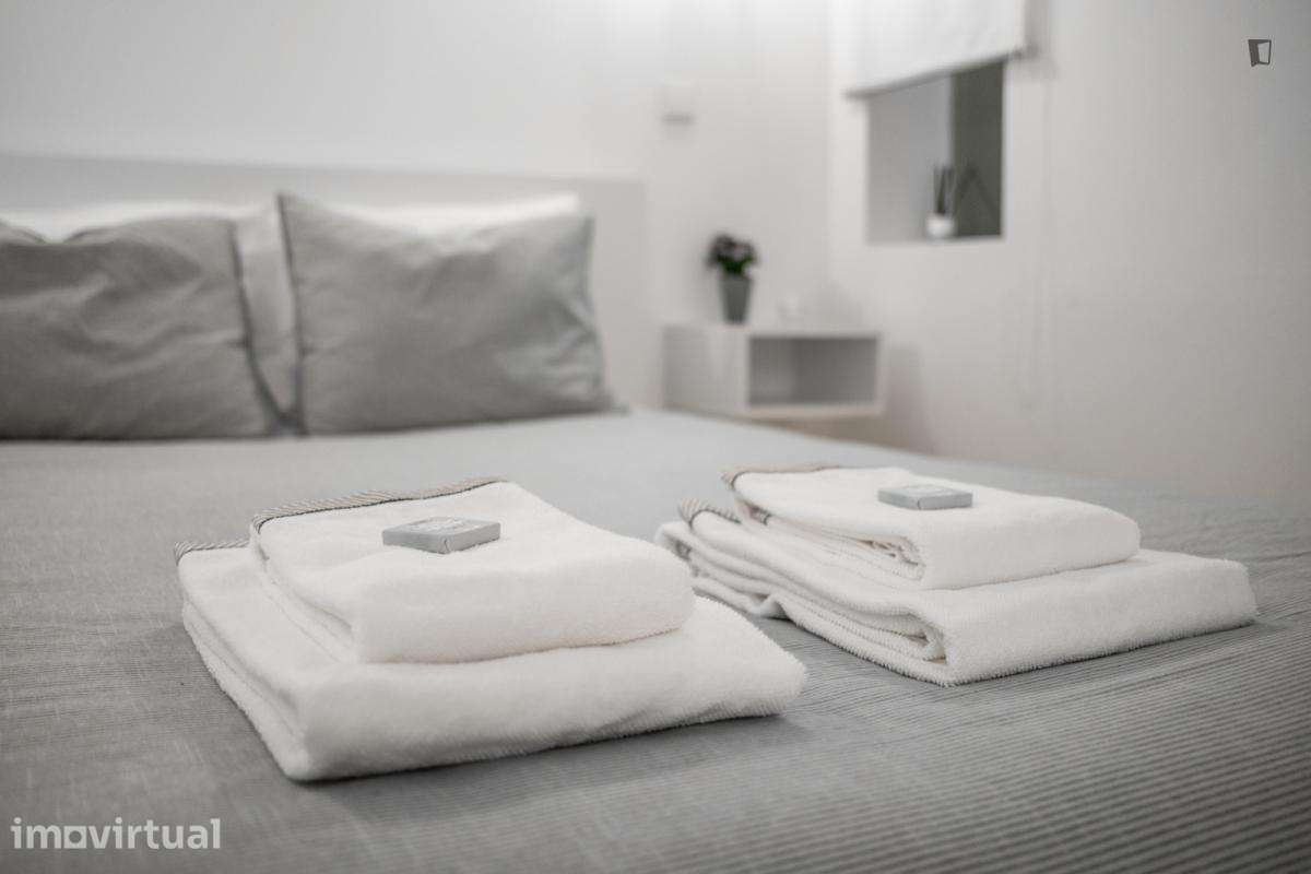 Apartamento com 1 quartos - localizado em Sé Porto - Grande imagem: 4/26