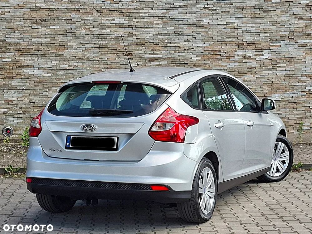 Ford Focus 1.6 TI-VCT Champions Edition - 15