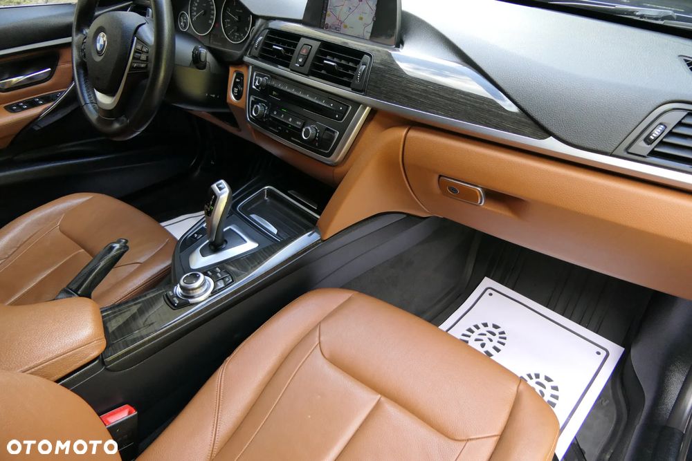 BMW Seria 3 320d Efficient Dynamics Luxury Line - 22