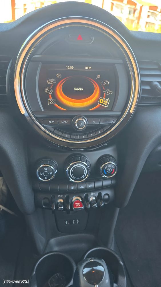 MINI 5 Portas Cooper D - 38