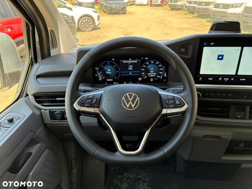 Volkswagen Transporter T7 Furgon PLUS 4MOTION/6 osob./AUTOMAT 2,0 TDI 170 KM r. o. 3500 mm - 18