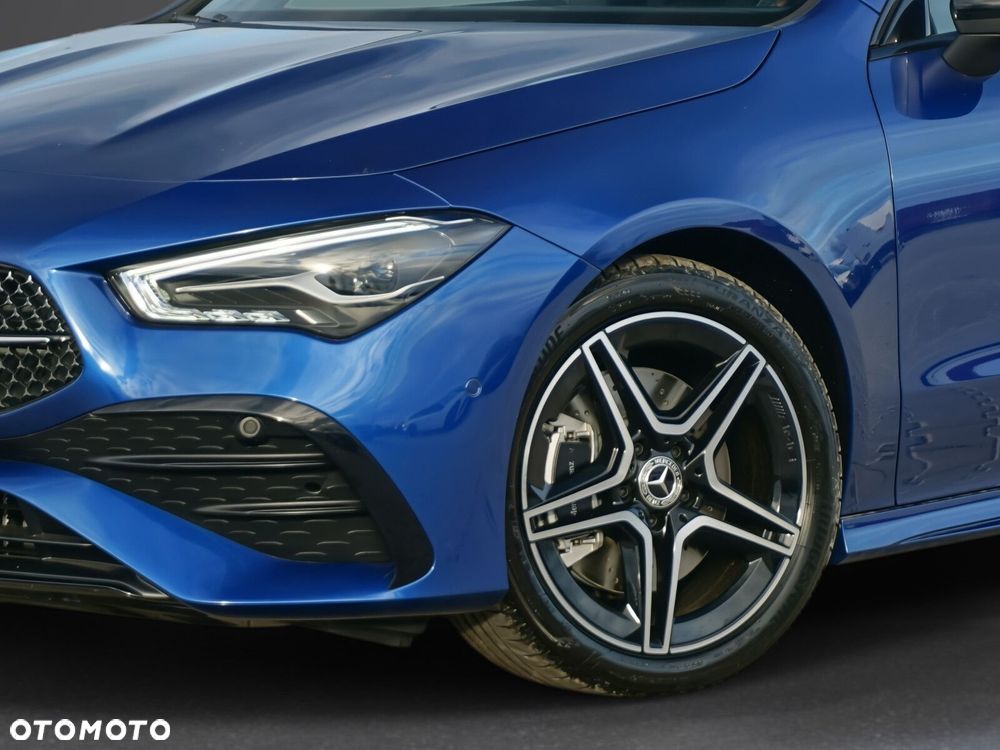 Mercedes-Benz CLA - 11