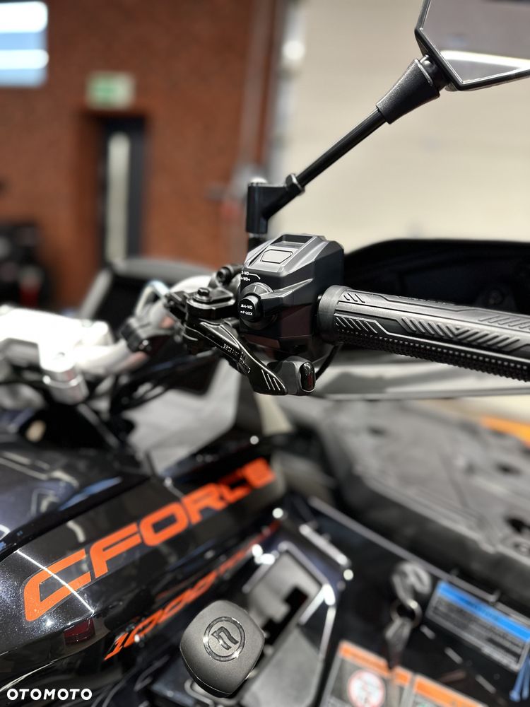 CFMoto CForce - 11