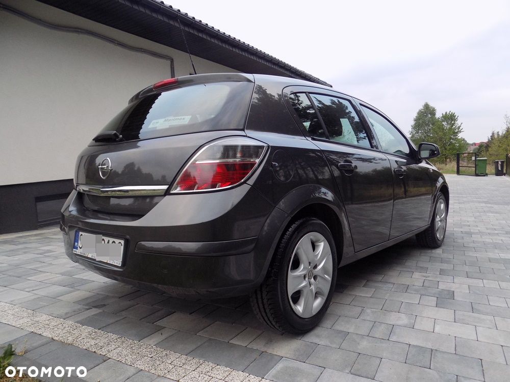 Opel Astra 1.6 Fun - 9