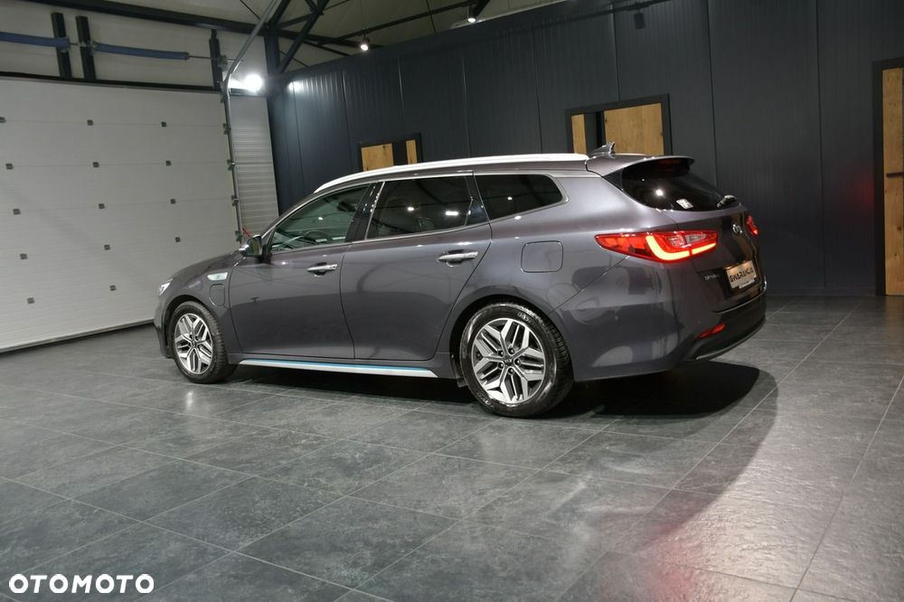 Kia Optima Plug-in Hybrid - 10