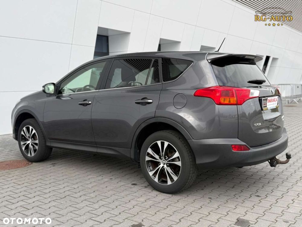 Toyota RAV4 - 13