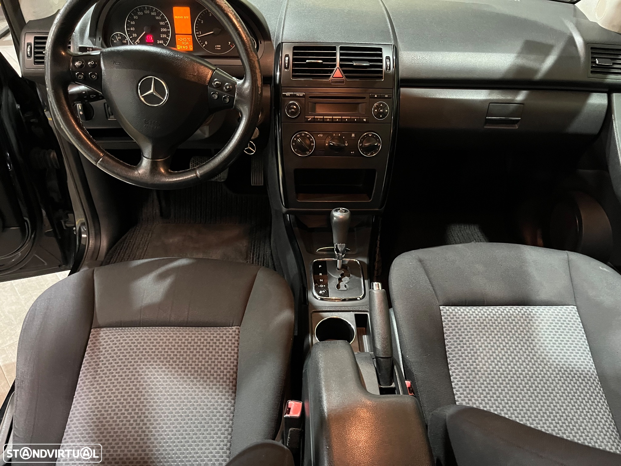 Mercedes-Benz A 150 Avantgarde Automatic - 21