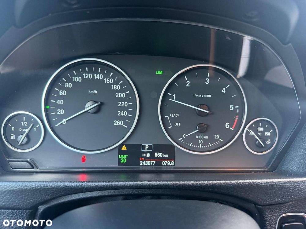 BMW Seria 3 318d Modern Line - 34