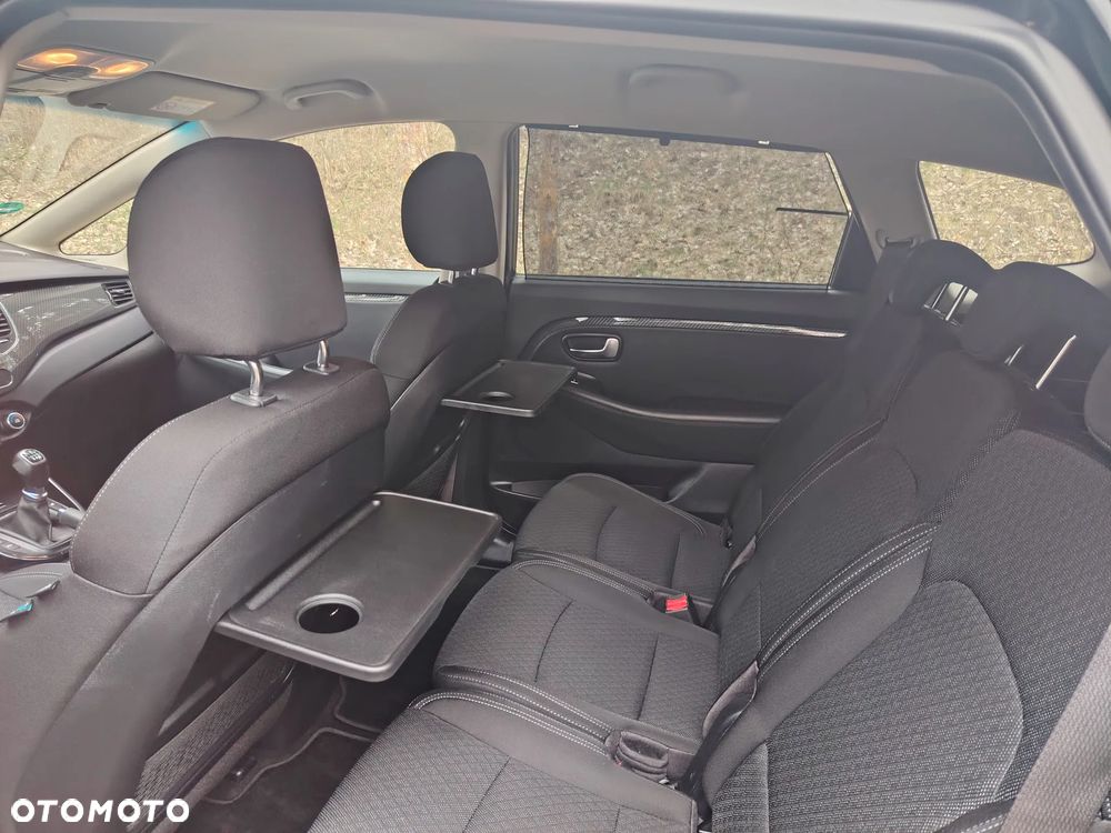 Kia Carens 1.7 CRDi Business Line 7os - 7