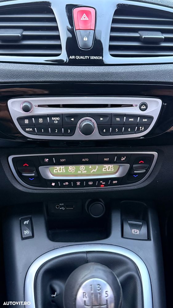 Renault Scenic - 32