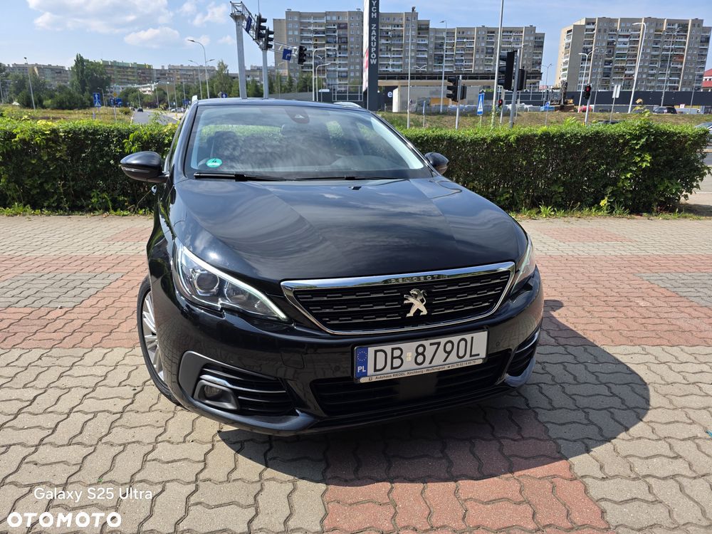 Peugeot 308 BlueHDi 130 Stop & Start Allure Pack - 2